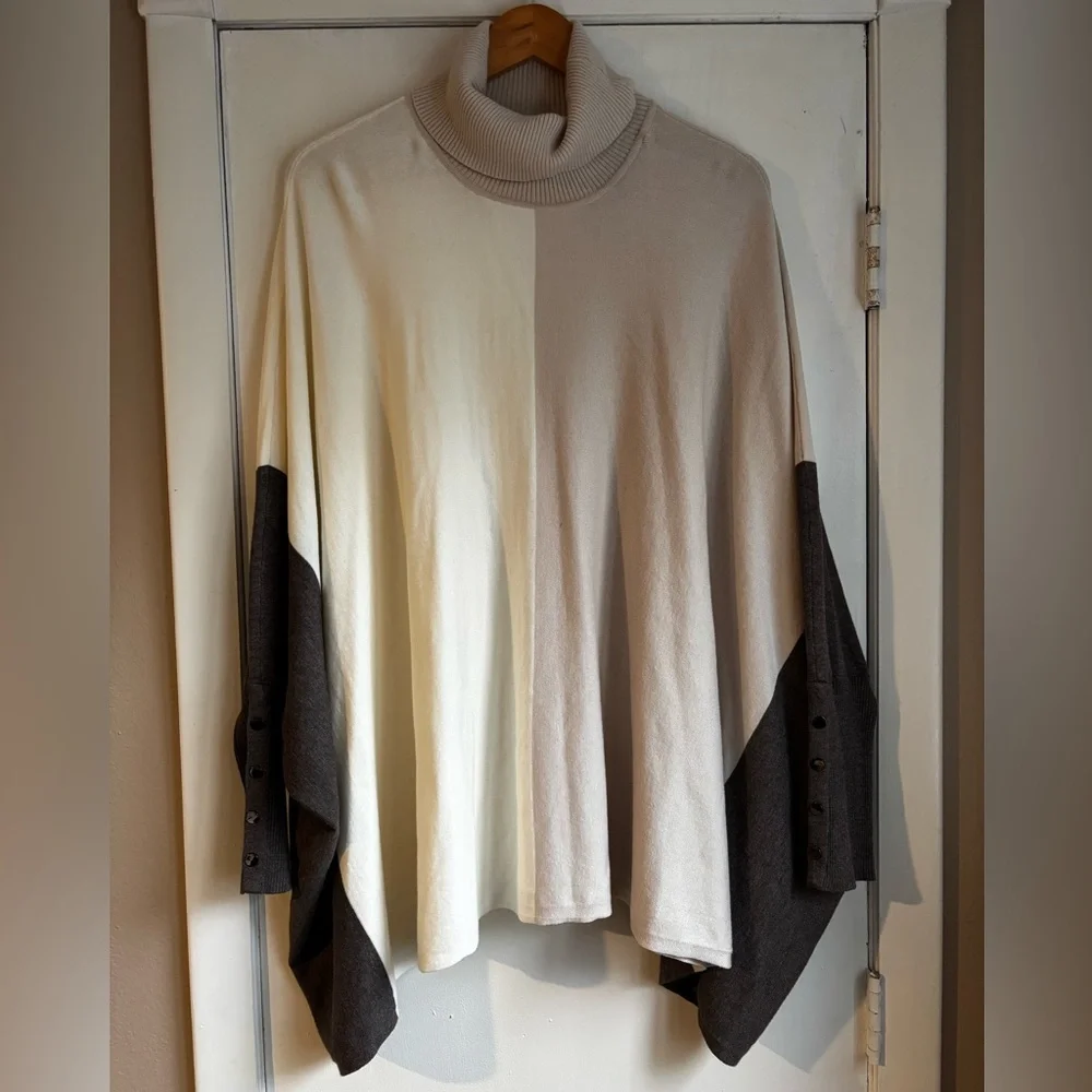Alfani Cream and Brown Turtleneck Sweater - Picture 2 of 7